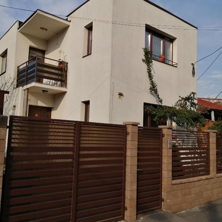 Villa 38 Silviu Apartment Bükreş Dış mekan fotoğraf
