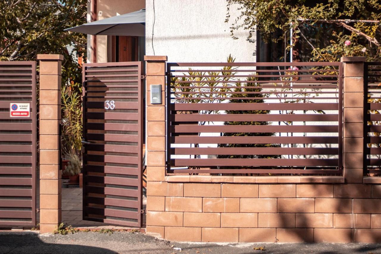 Villa 38 Silviu Apartment Bükreş Dış mekan fotoğraf