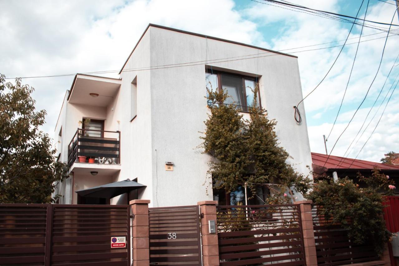 Villa 38 Silviu Apartment Bükreş Dış mekan fotoğraf