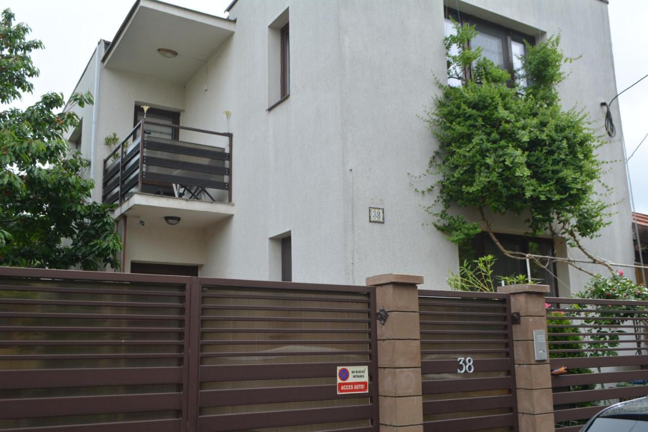 Villa 38 Silviu Apartment Bükreş Dış mekan fotoğraf
